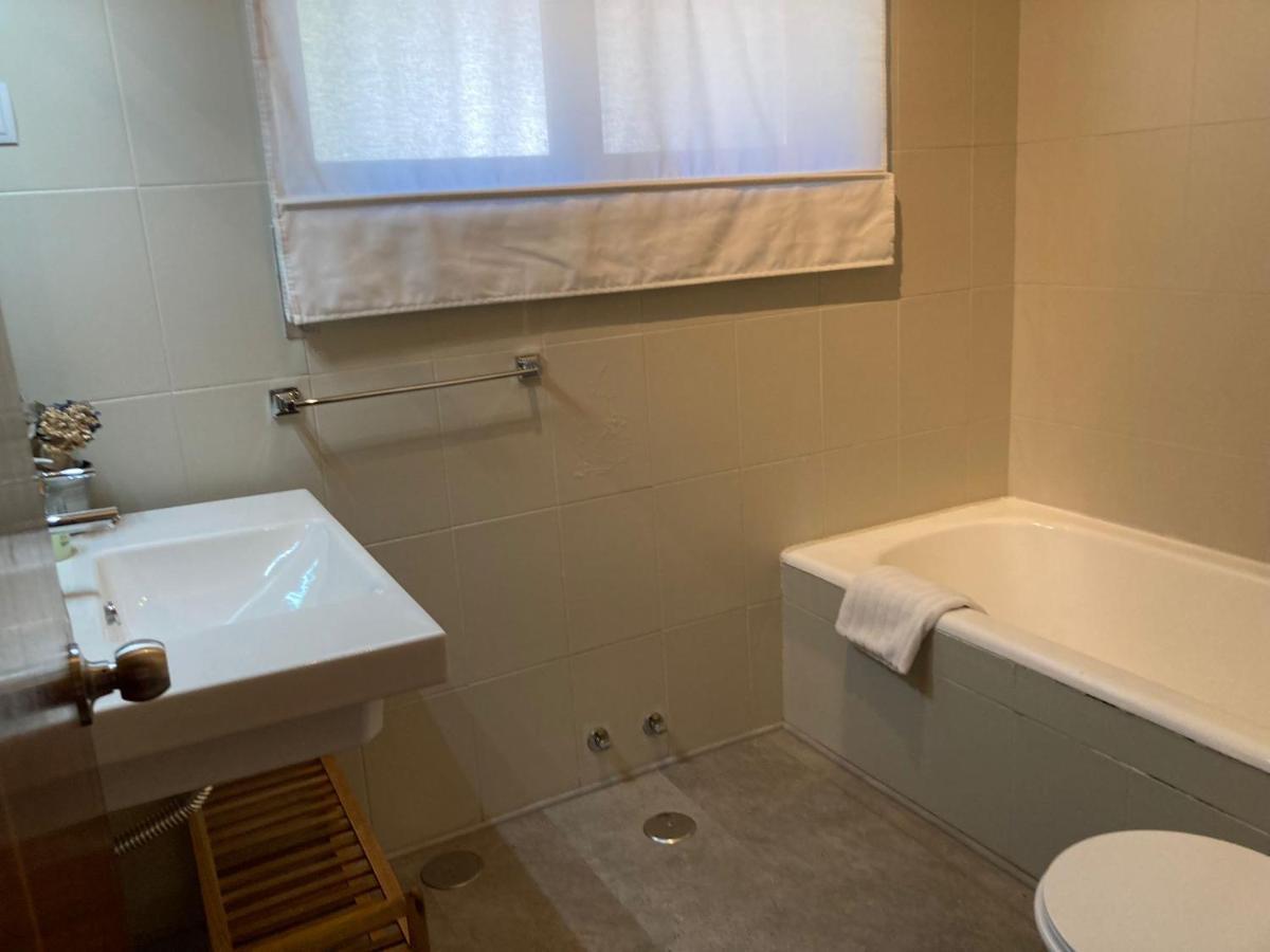 Los Cedros, Gran Chalet Con Piscina Y Apartamento En Navacerrada Ngoại thất bức ảnh